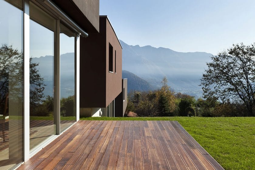 Modern Home Outdoor Deck